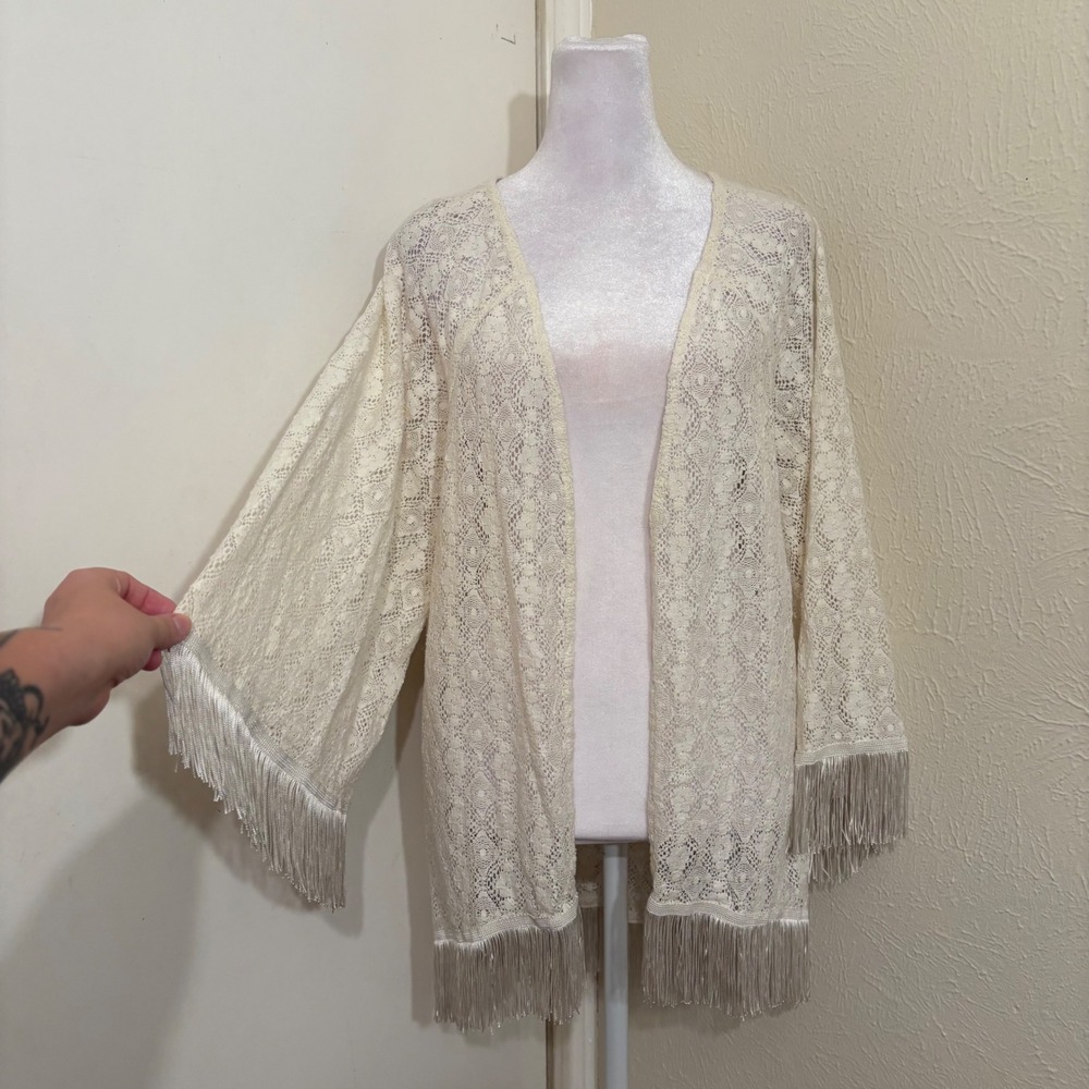 Cream Floral Lace Fringe Kimono Wrap Cardigan Sheer Boho Rustic Fall Fairycore S